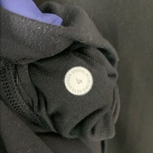 LULULEMON ✬ 4 WOMEN YOGA STRETCH PANTS ALIGN HIGH RISE CROP PANTS ✬ BLACK 00000L